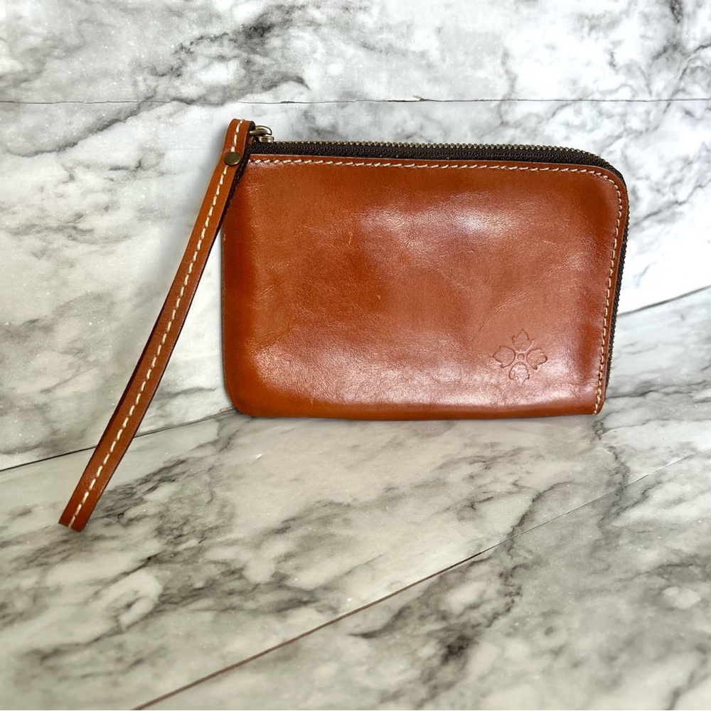 Patricia Nash | Casini Wristlet leather zip around wristlet wallet